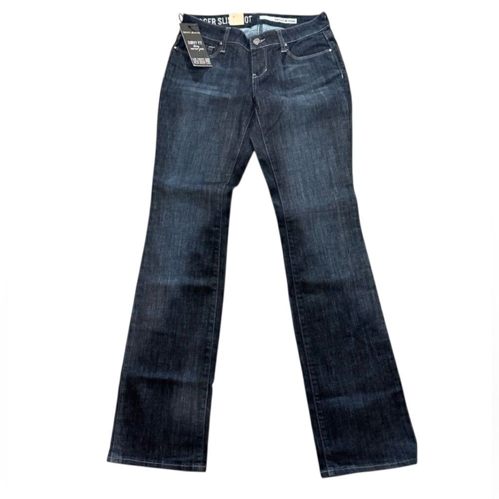 NWT DKNY -CURVY FIT MERCER SLIM BOOT JEANS